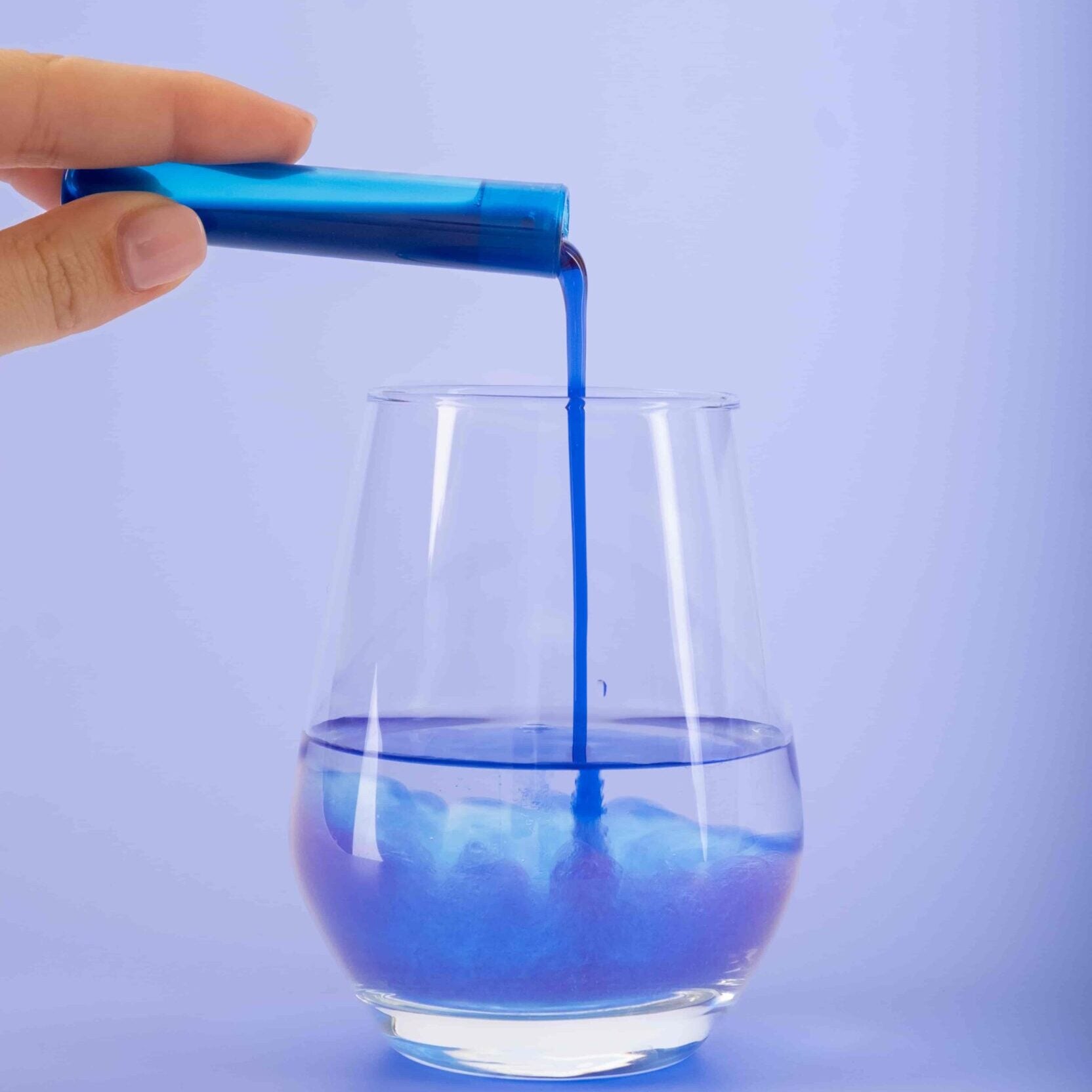 versement unicadose 2000mg/l dans un verre