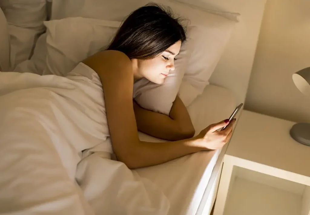 Eviter les écrans avant de vous coucher pour mieux dormir